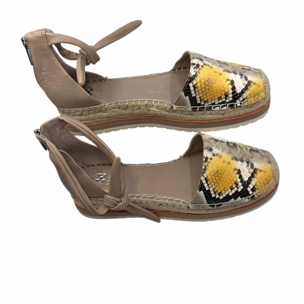 Women's Snakeskin Espadrille Flats Vince Camaro size 9 (40) EUC